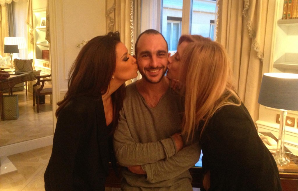 921732_626273780718722_1440014844_o