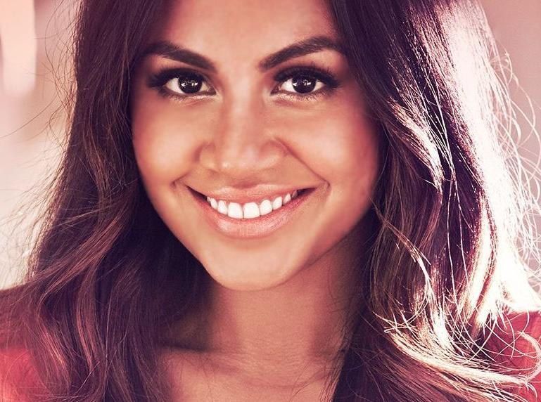 jessica-mauboy-pop-a-bottle